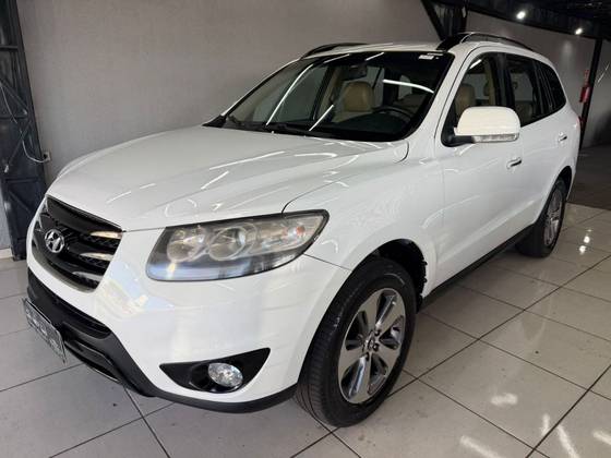 HYUNDAI SANTA FÉ 3.5 MPFI GLS V6 24V 285CV GASOLINA 4P AUTOMÁTICO HYUNDAI SANTA FÉ 3.5 MPFI GLS V6 24V 285CV GASOLINA 4P AUTOMÁTICO